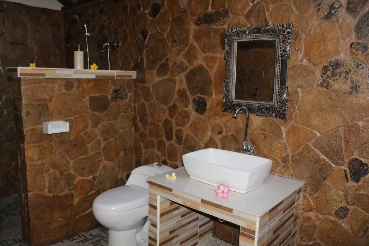Bamboo Bali Hill Bungalows Amed  Bagian luar foto