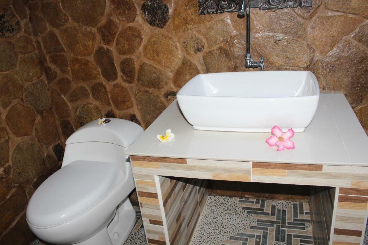 Bamboo Bali Hill Bungalows Amed  Bagian luar foto