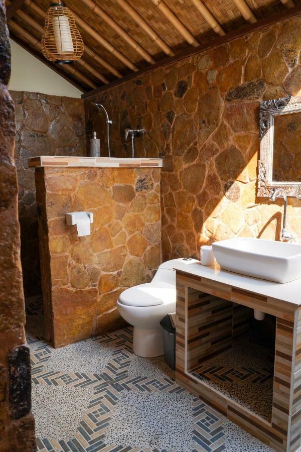 Bamboo Bali Hill Bungalows Amed  Bagian luar foto
